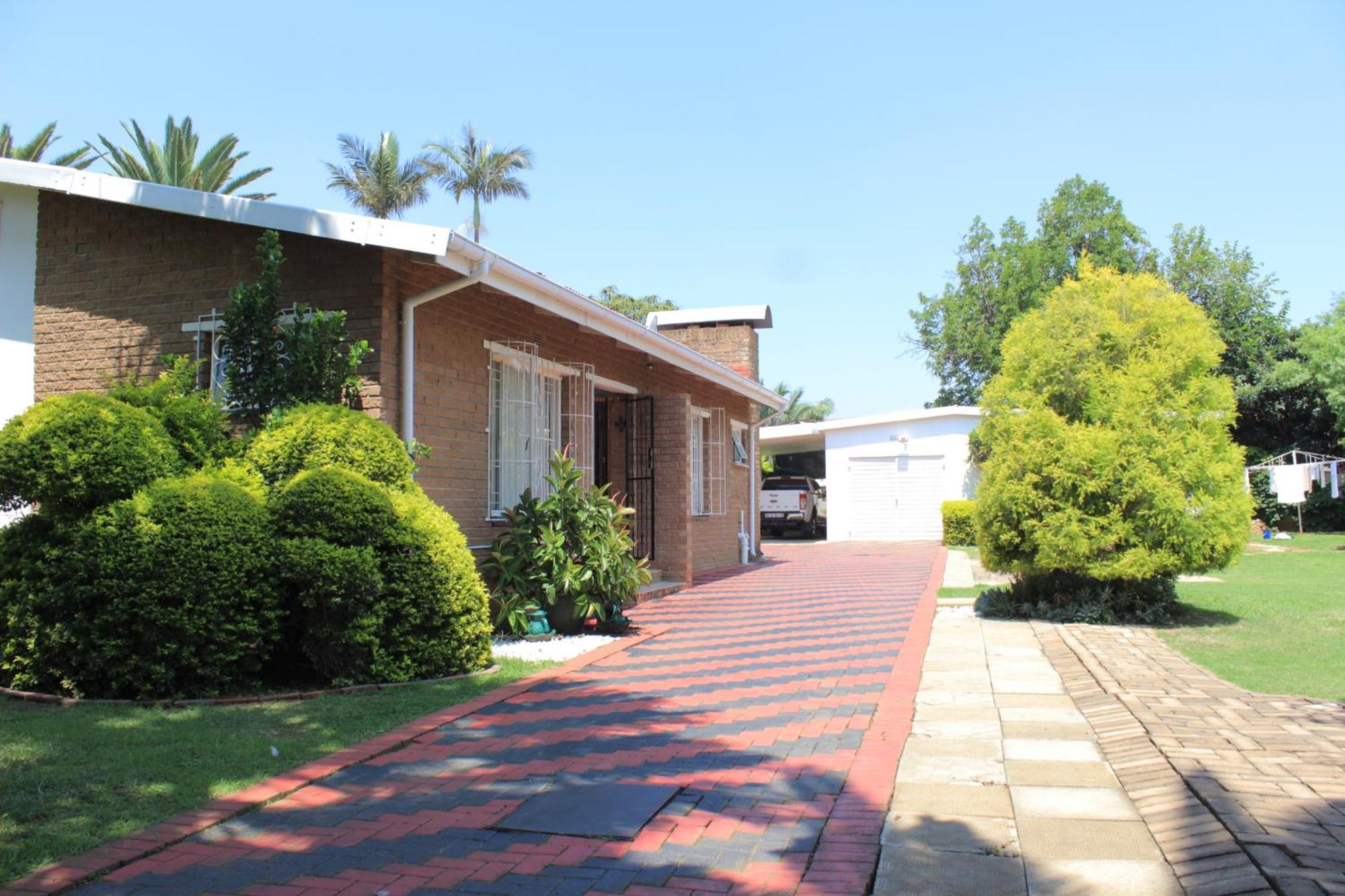 His Glory Guest House Vryheid Exterior foto