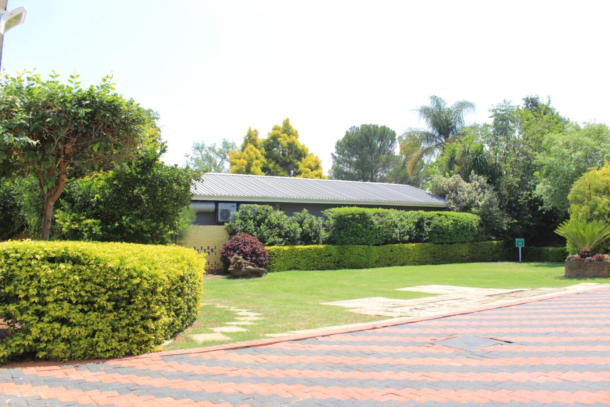His Glory Guest House Vryheid Exterior foto