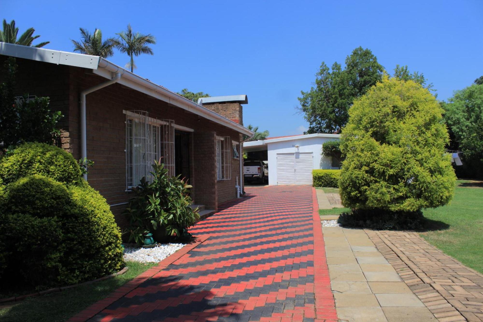 His Glory Guest House Vryheid Exterior foto