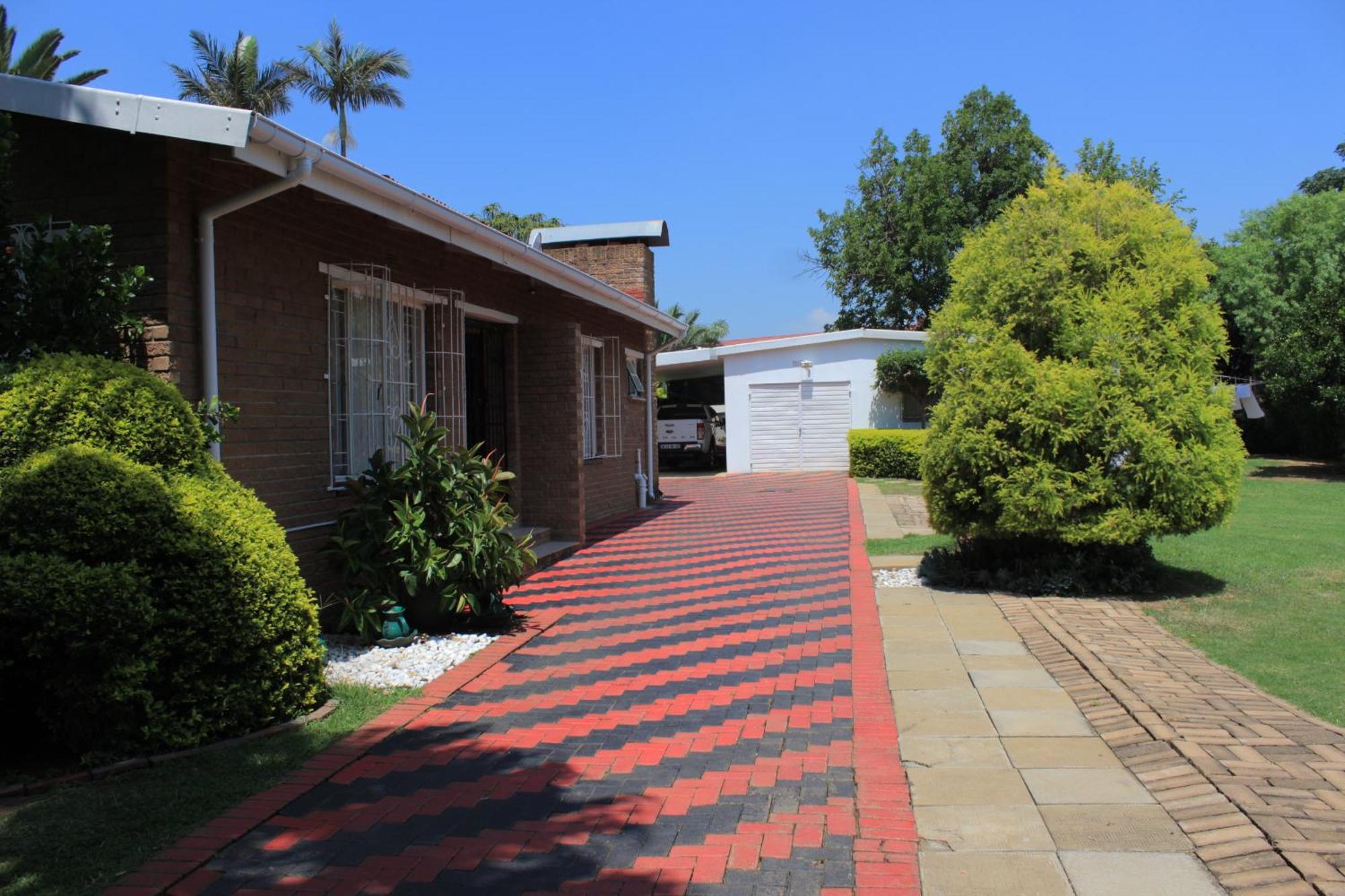 His Glory Guest House Vryheid Exterior foto